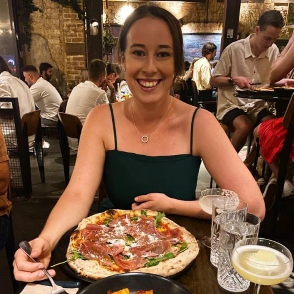 Meet your Posher, Olivia